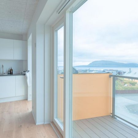 New / Stunning Sea View / Light / 3 Br Apartment Tórshavn Exterior foto
